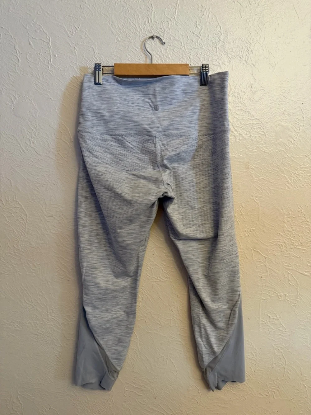 lululemon athletica Light Gray Space-Dye Capri Leggings with White Stripe